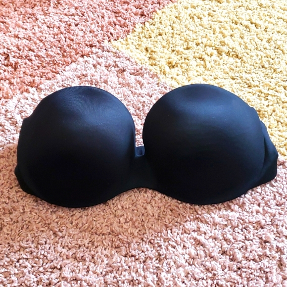 Warners woman’s strapless bra size 38C - Picture 1 of 5